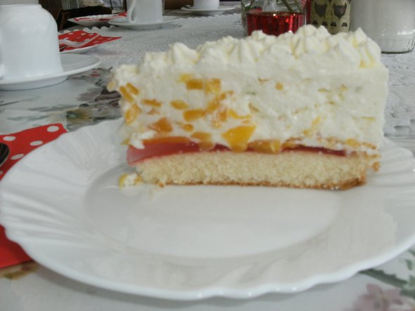 Pfirsich-Limette-Joghurt-Torte