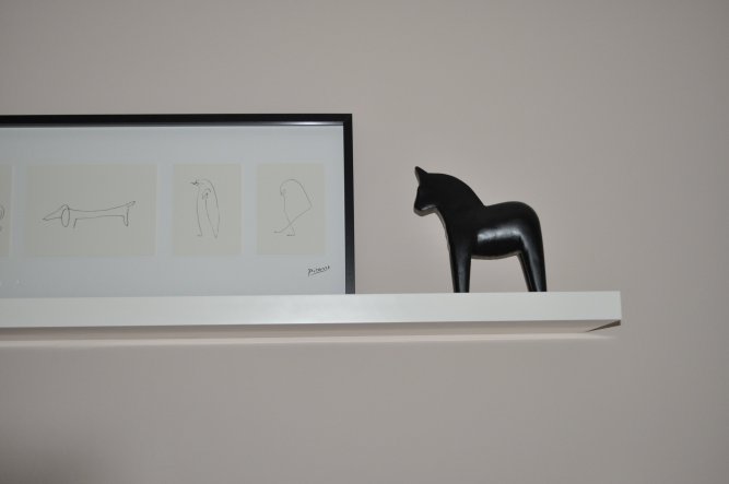 ich liebe diese Skizzen von Picasso - auch wenn es ein Ikea-Massendruck ist, musste ich das Bild daher unbedingt haben :-)